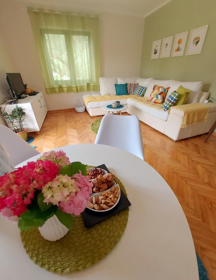 Apartments Iva Тиват Екстер'єр фото