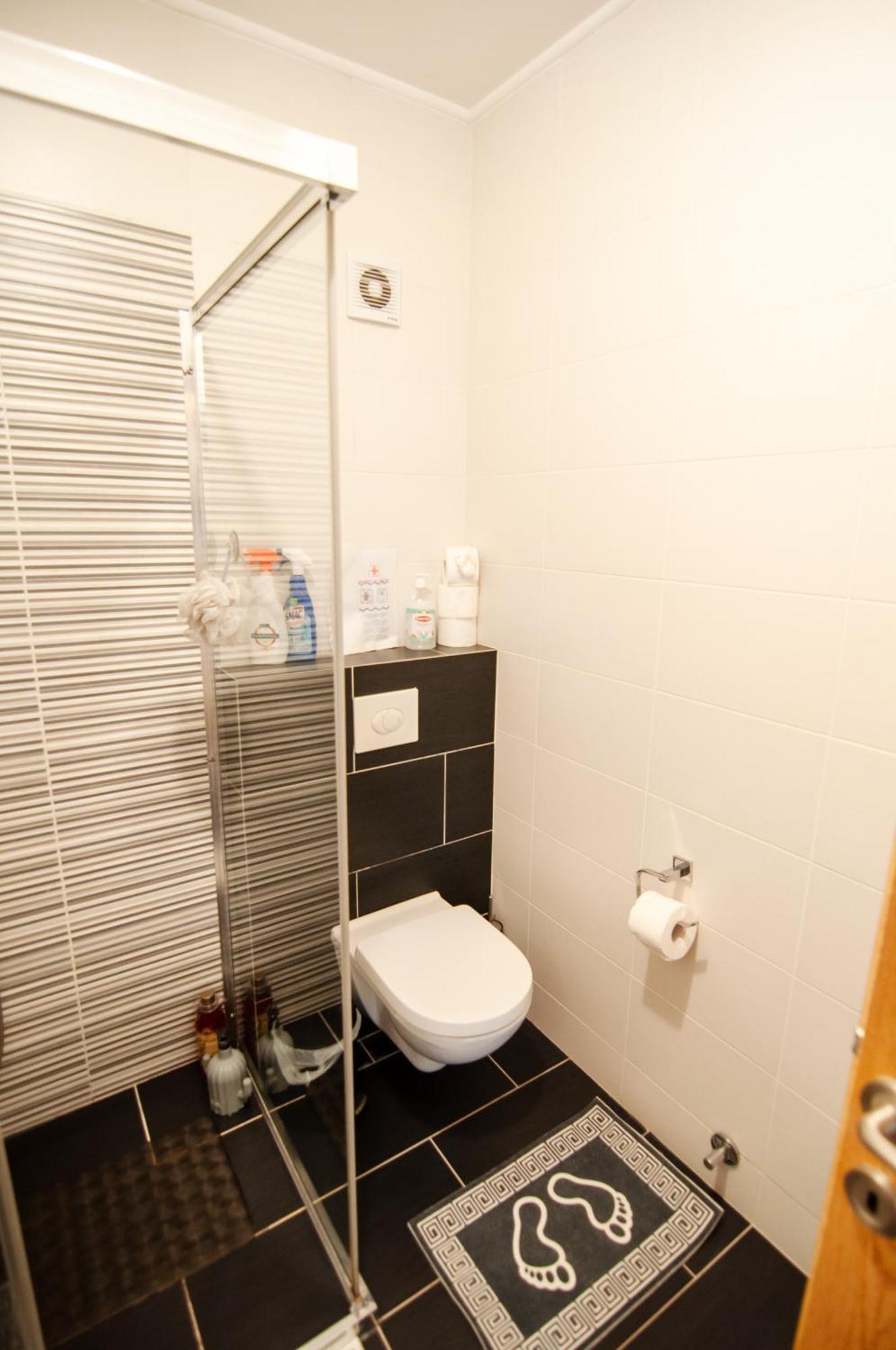 Apartments Iva Тиват Екстер'єр фото